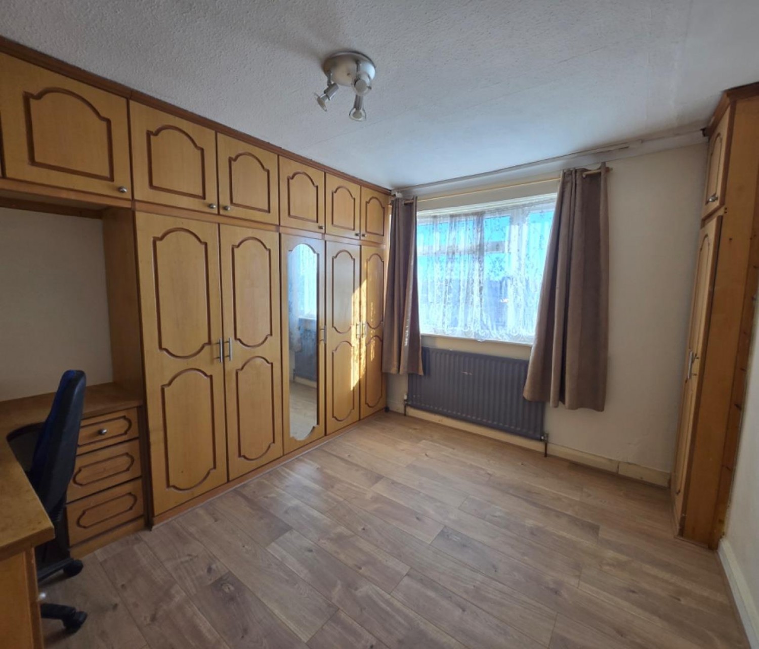 3 bedroom House to let in Bellamy Drive, Stanmore