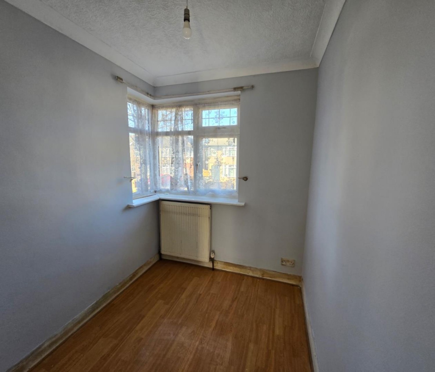 3 bedroom House to let in Bellamy Drive, Stanmore