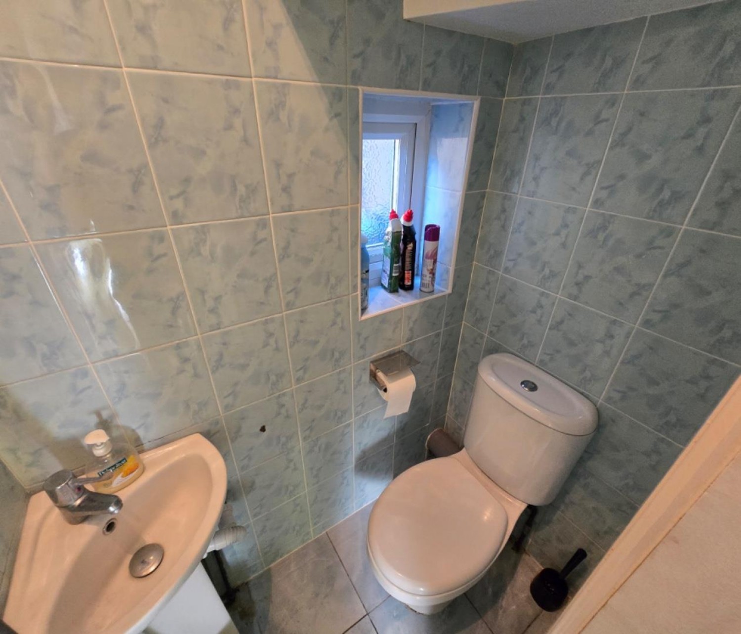 3 bedroom House to let in Bellamy Drive, Stanmore