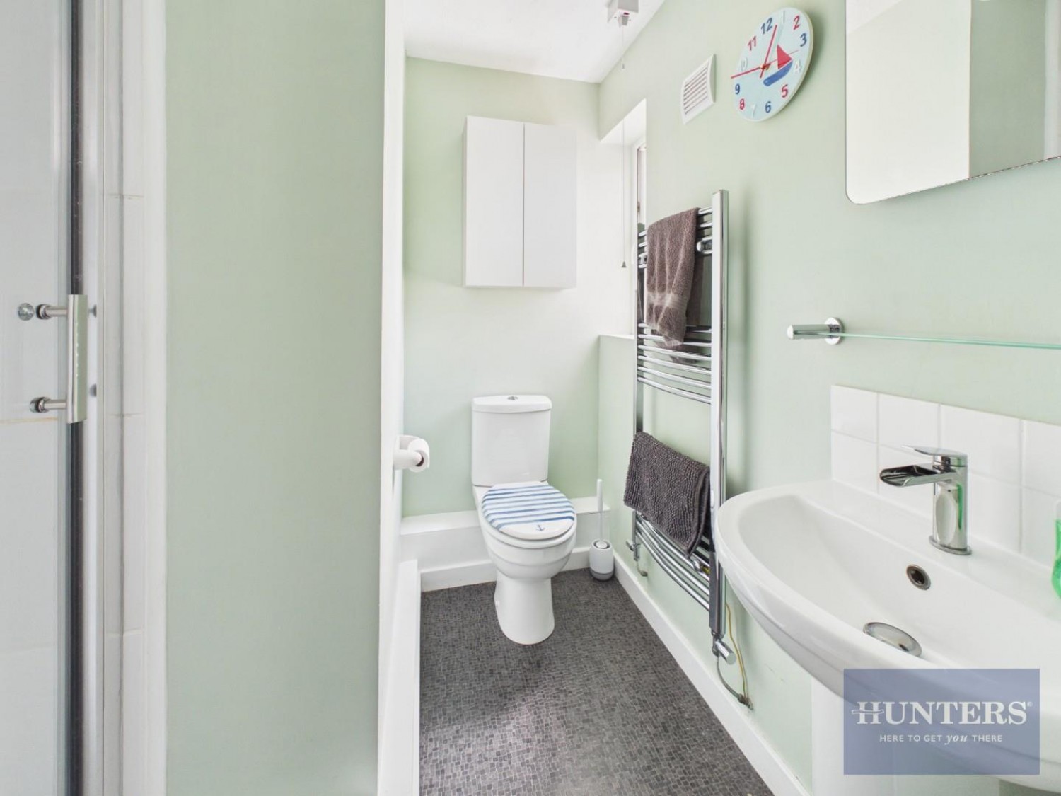 4 bedroom House to let in Chalford Avenue, The Reddings, Cheltenham