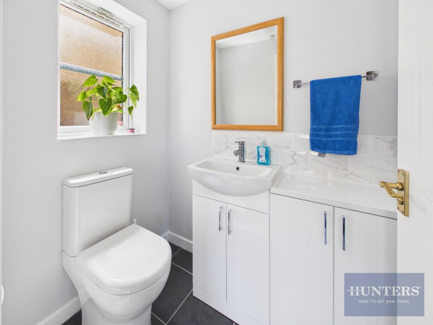 4 bedroom House to let in Chalford Avenue, The Reddings, Cheltenham