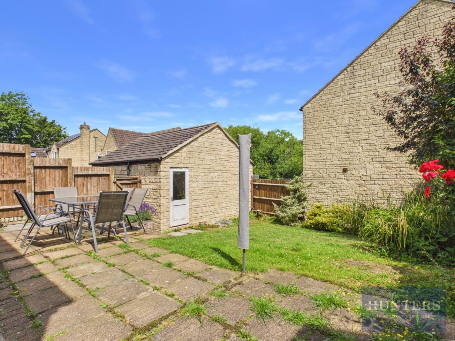 4 bedroom House to let in Chalford Avenue, The Reddings, Cheltenham