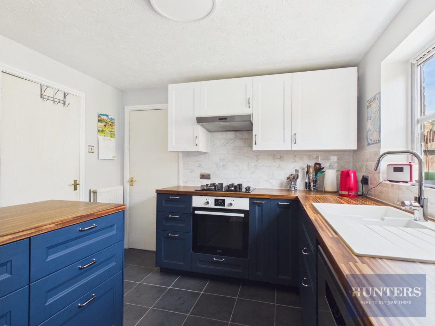 4 bedroom House to let in Chalford Avenue, The Reddings, Cheltenham