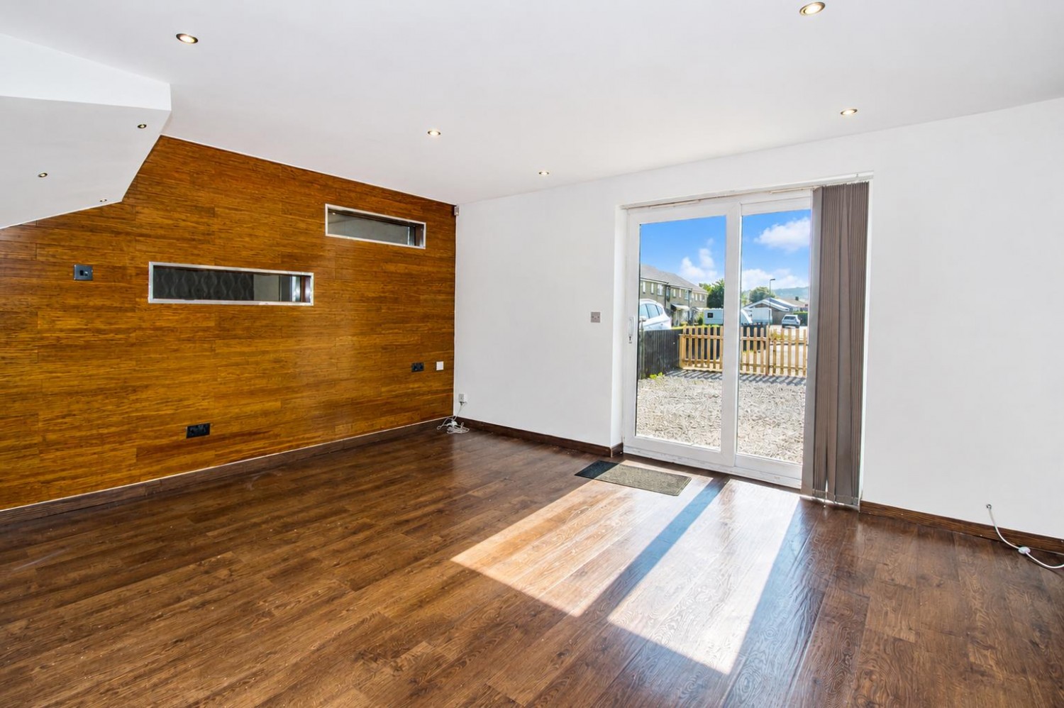 3 bedroom House to let in New Lane, Oswaldtwistle