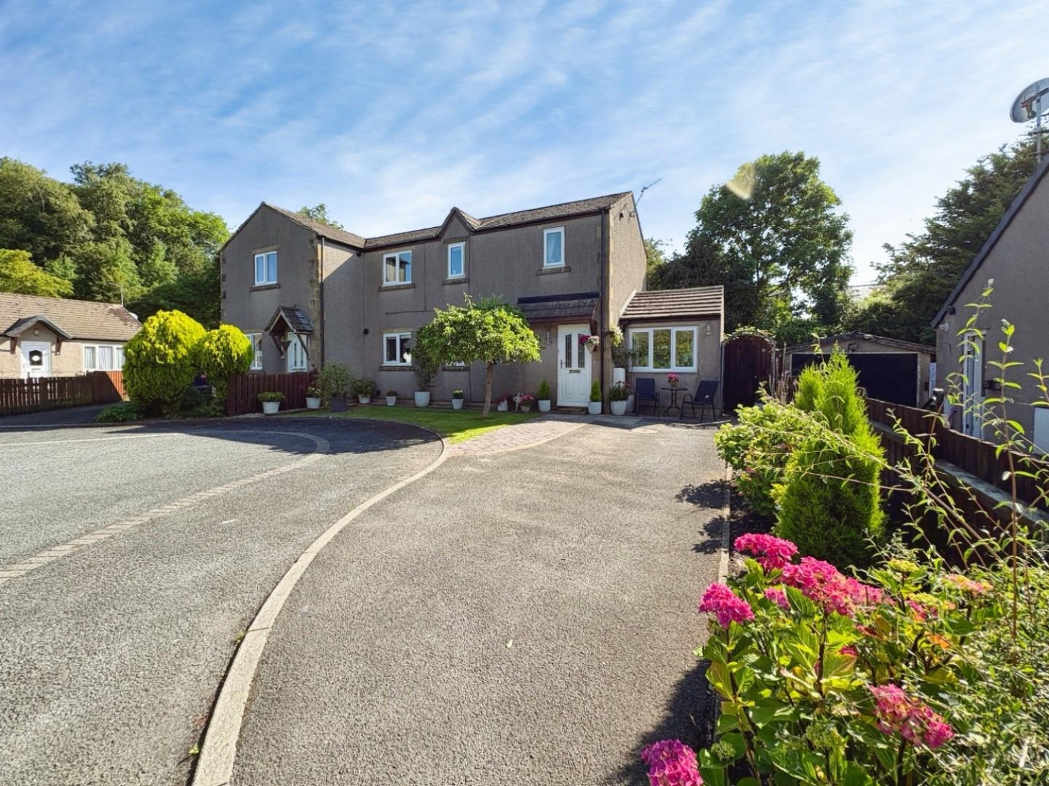 3 bedroom House for sale in Kendal Close, Hellifield, Skipton
