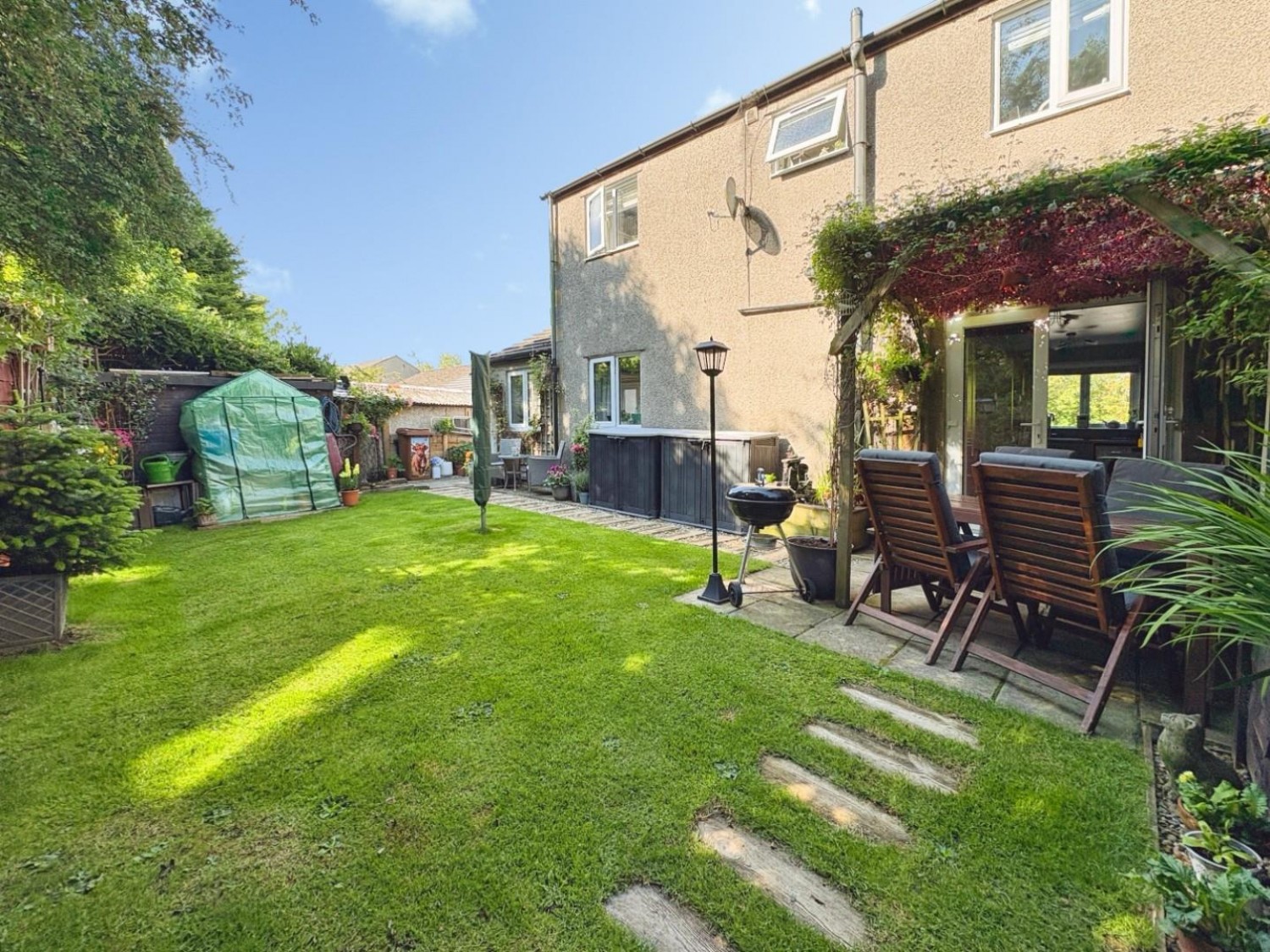 3 bedroom House for sale in Kendal Close, Hellifield, Skipton