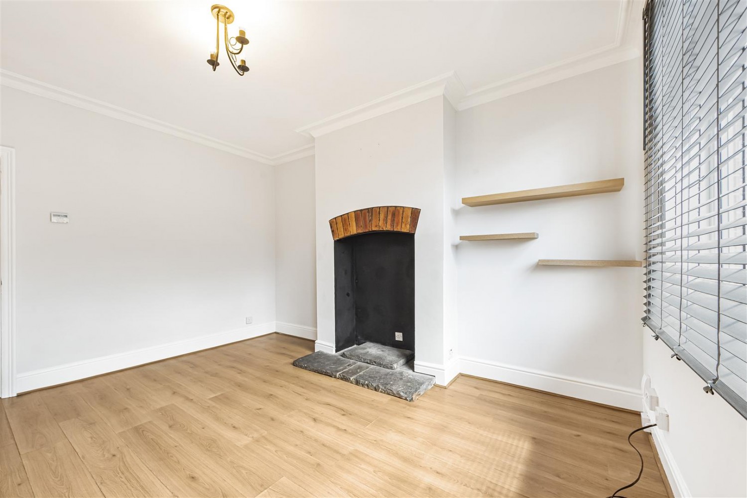 2 bedroom House for sale in Broxholme Road, Sheffield, S8 8TA