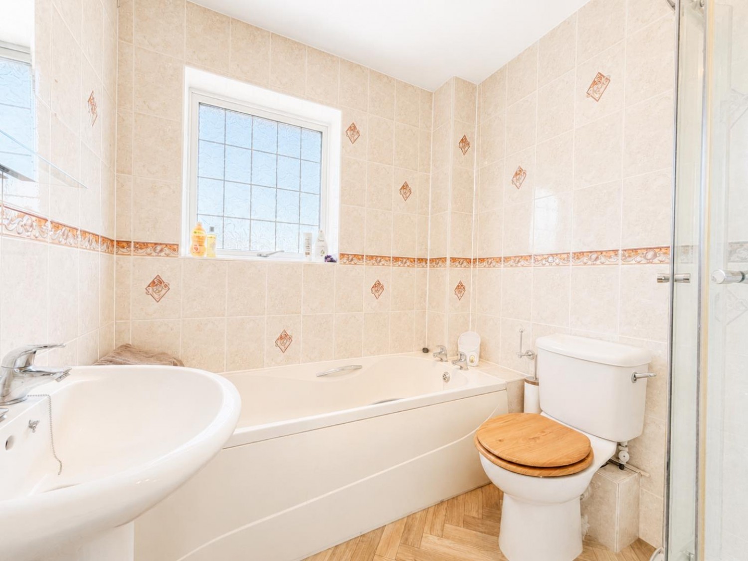 4 bedroom House for sale in Boys Hall Road, Willesborough, Ashford