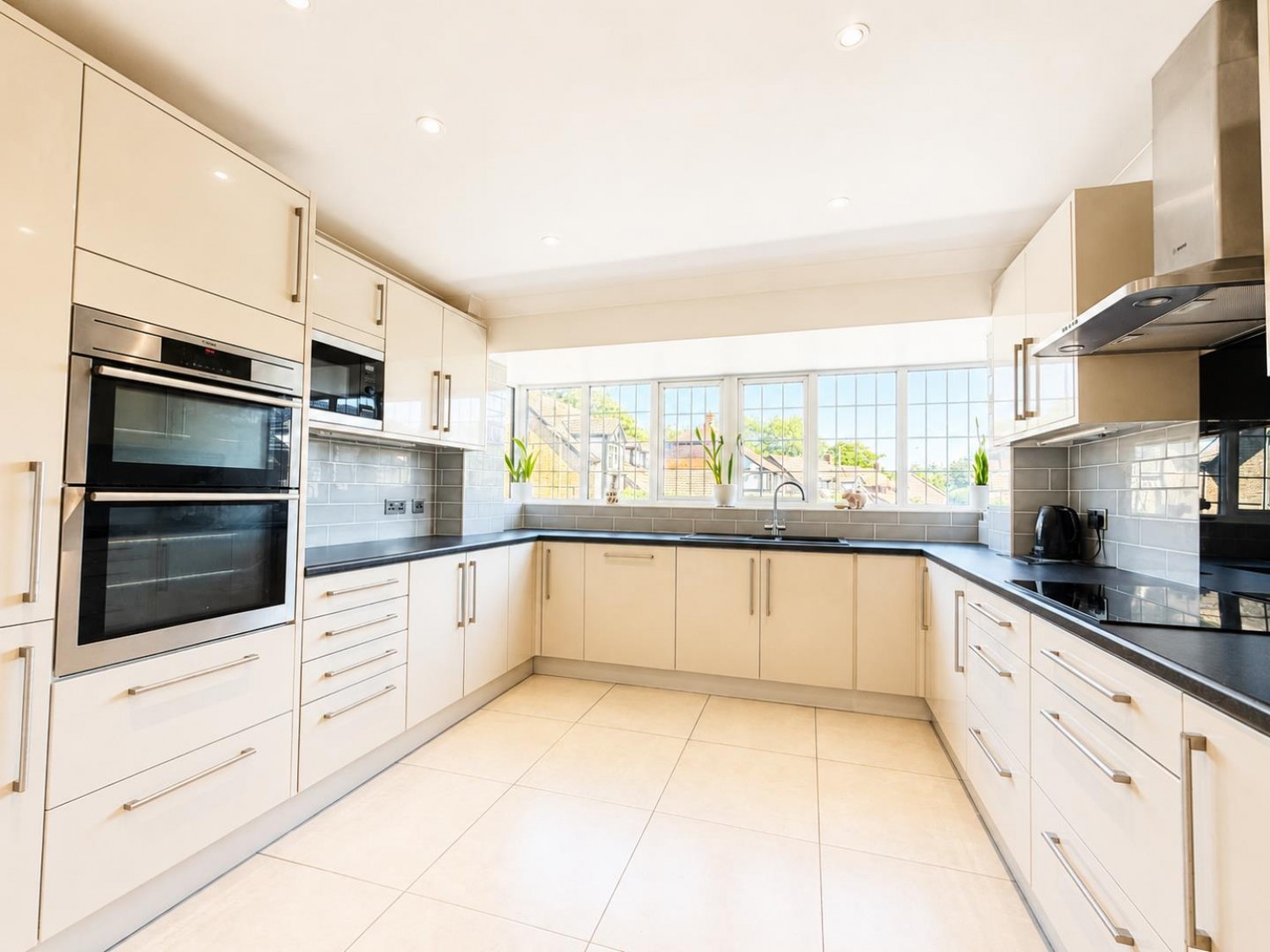 4 bedroom House for sale in Boys Hall Road, Willesborough, Ashford
