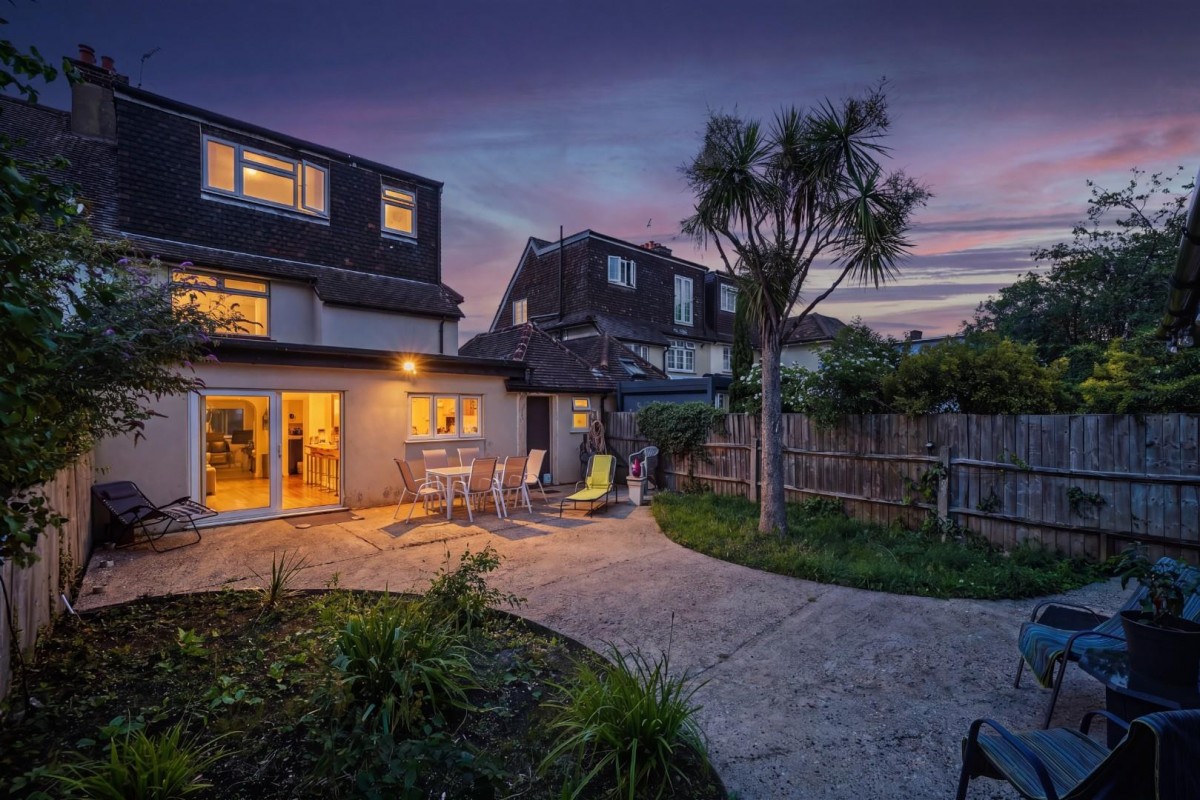 The Vale, Golders Green, London, NW11