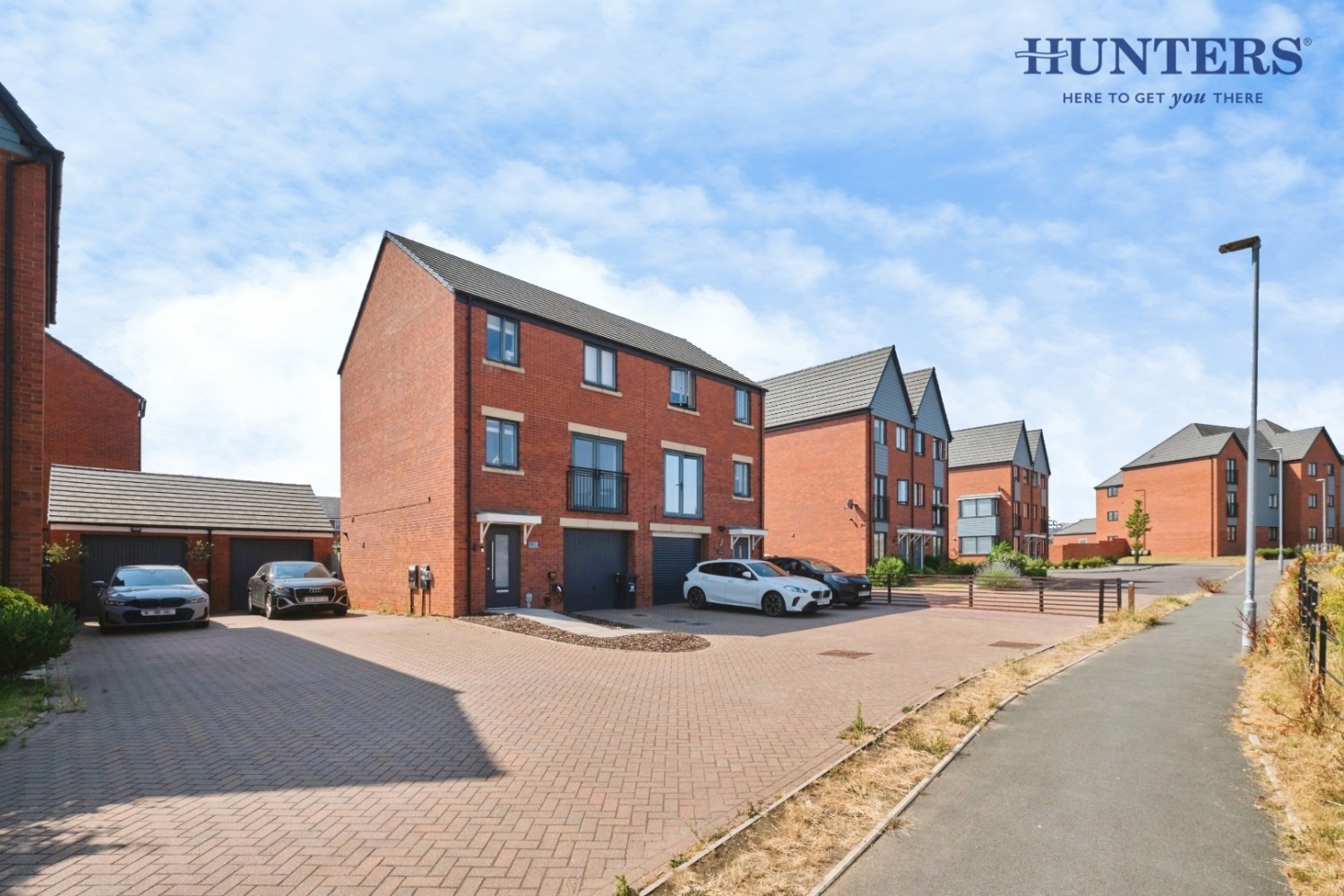 3 bedroom House for sale in Mullarkey Drive, Lichfield