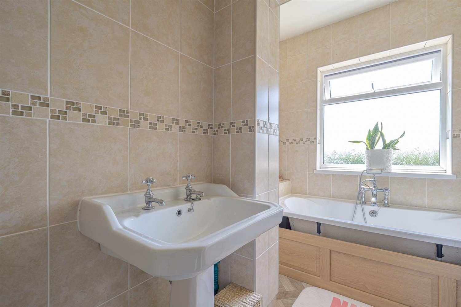 3 bedroom House for sale in Hawne Lane, Halesowen, B63 3RN