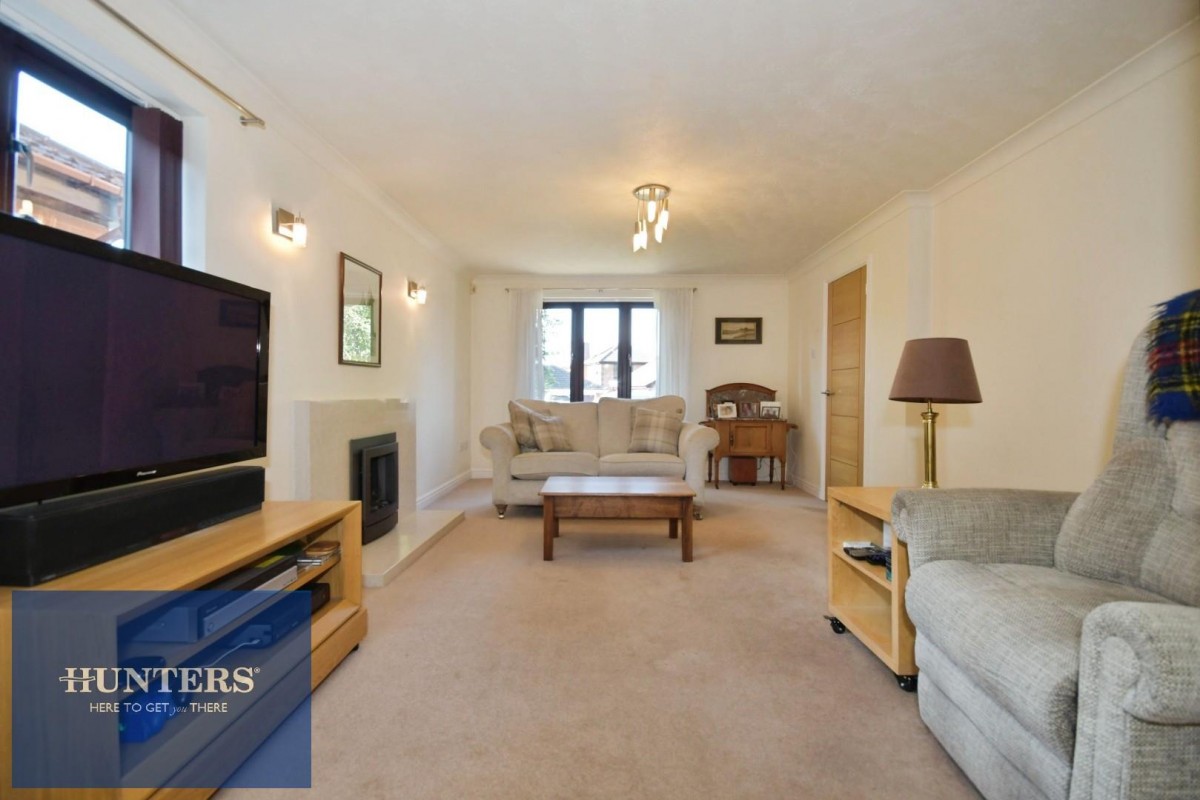 Ramper Avenue, Clowne, Chesterfield, S43 4UD