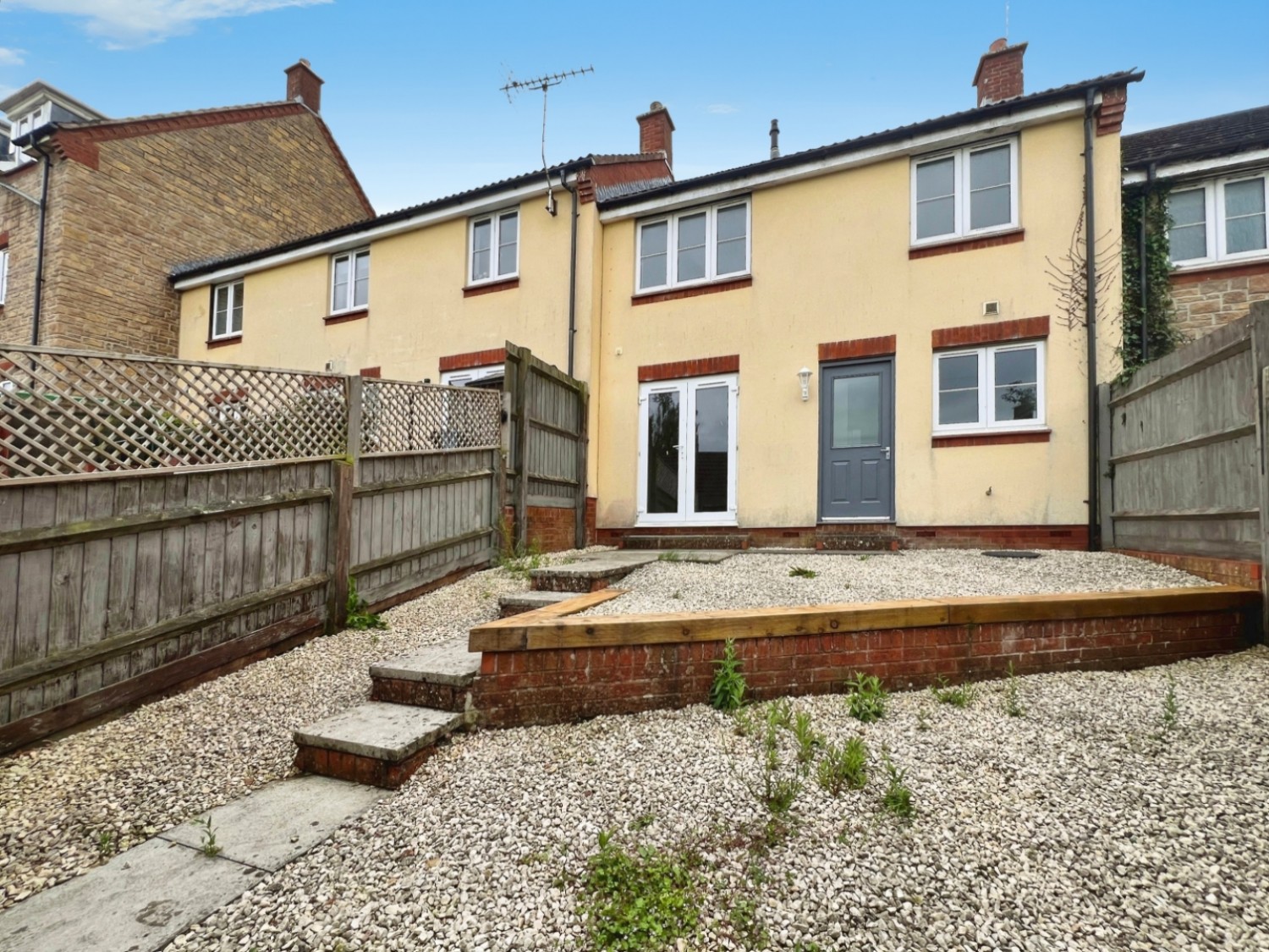 3 bedroom House to let in Shambles Drive, Copplestone, Crediton, EX17 5HP