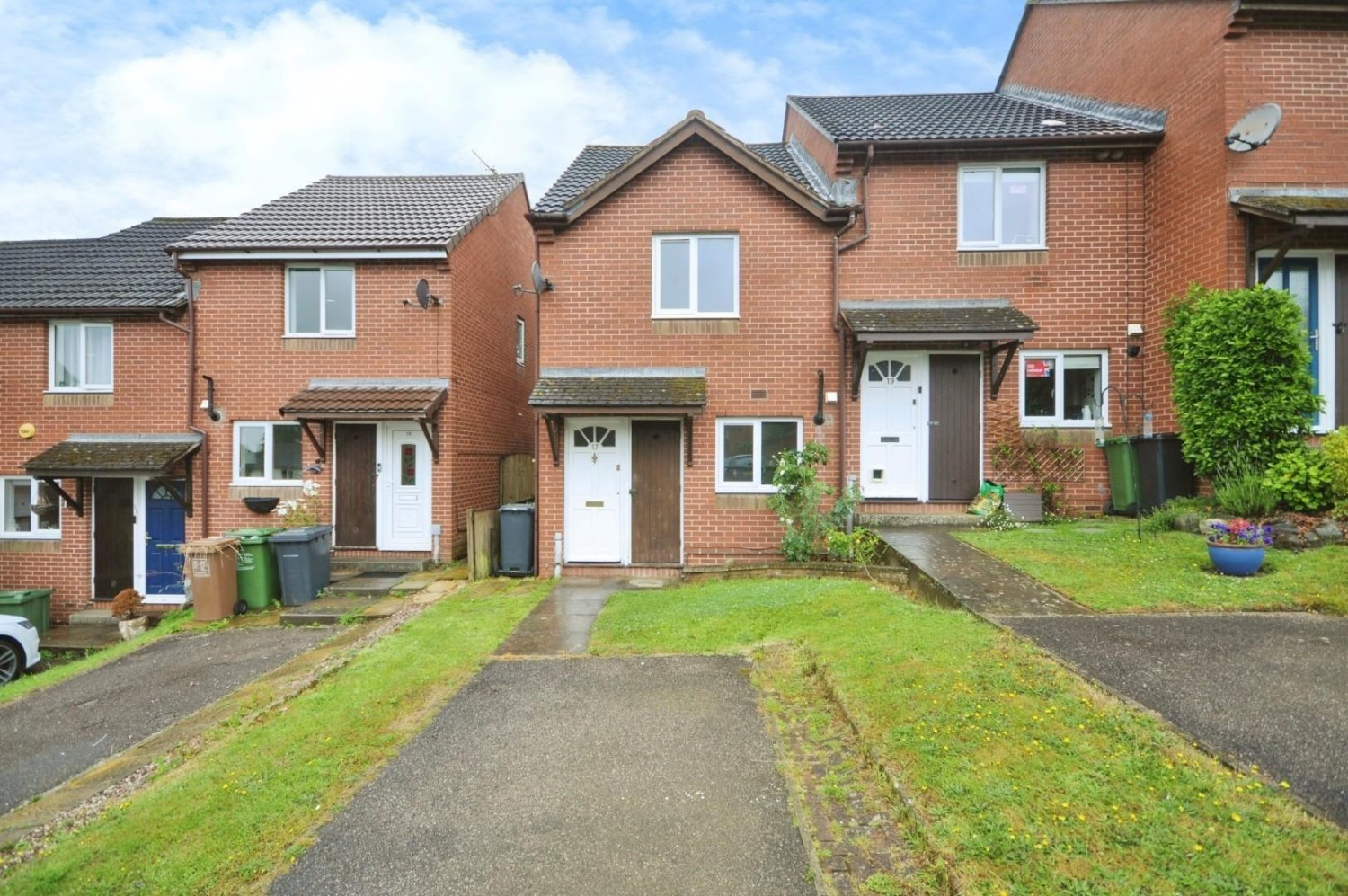 2 bedroom House to let in Cornflower Hill, Exeter, EX4 2PD