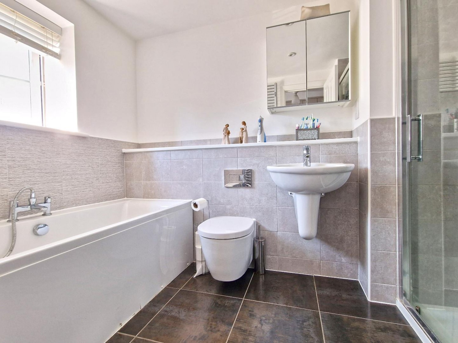 5 bedroom House for sale in Corbett Close, Upper Heyford, Bicester