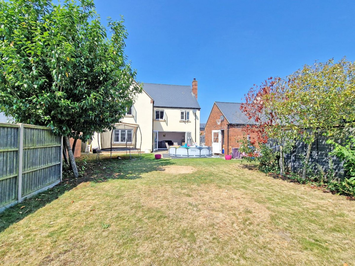 Corbett Close, Upper Heyford, Bicester