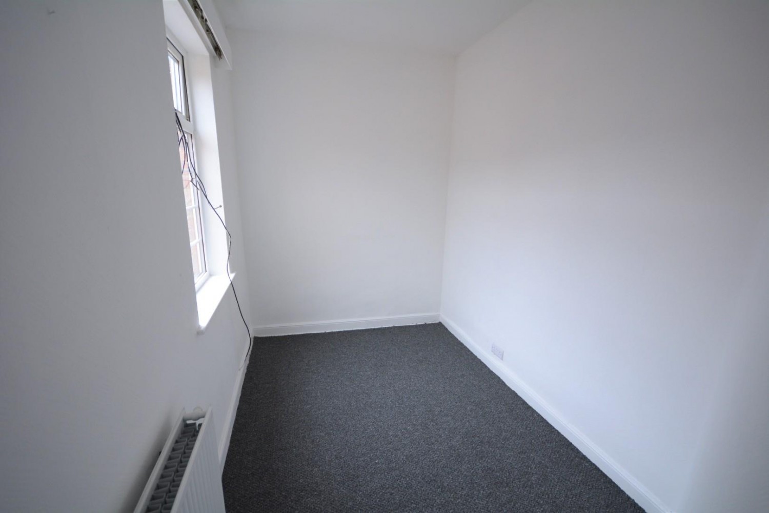 2 bedroom House to let in Dixon Street, Bishop Auckland