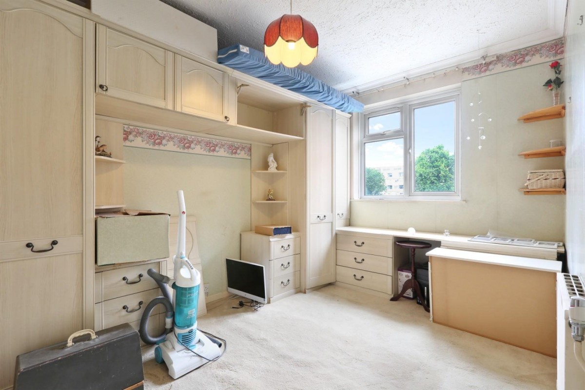 Maddock Way, London