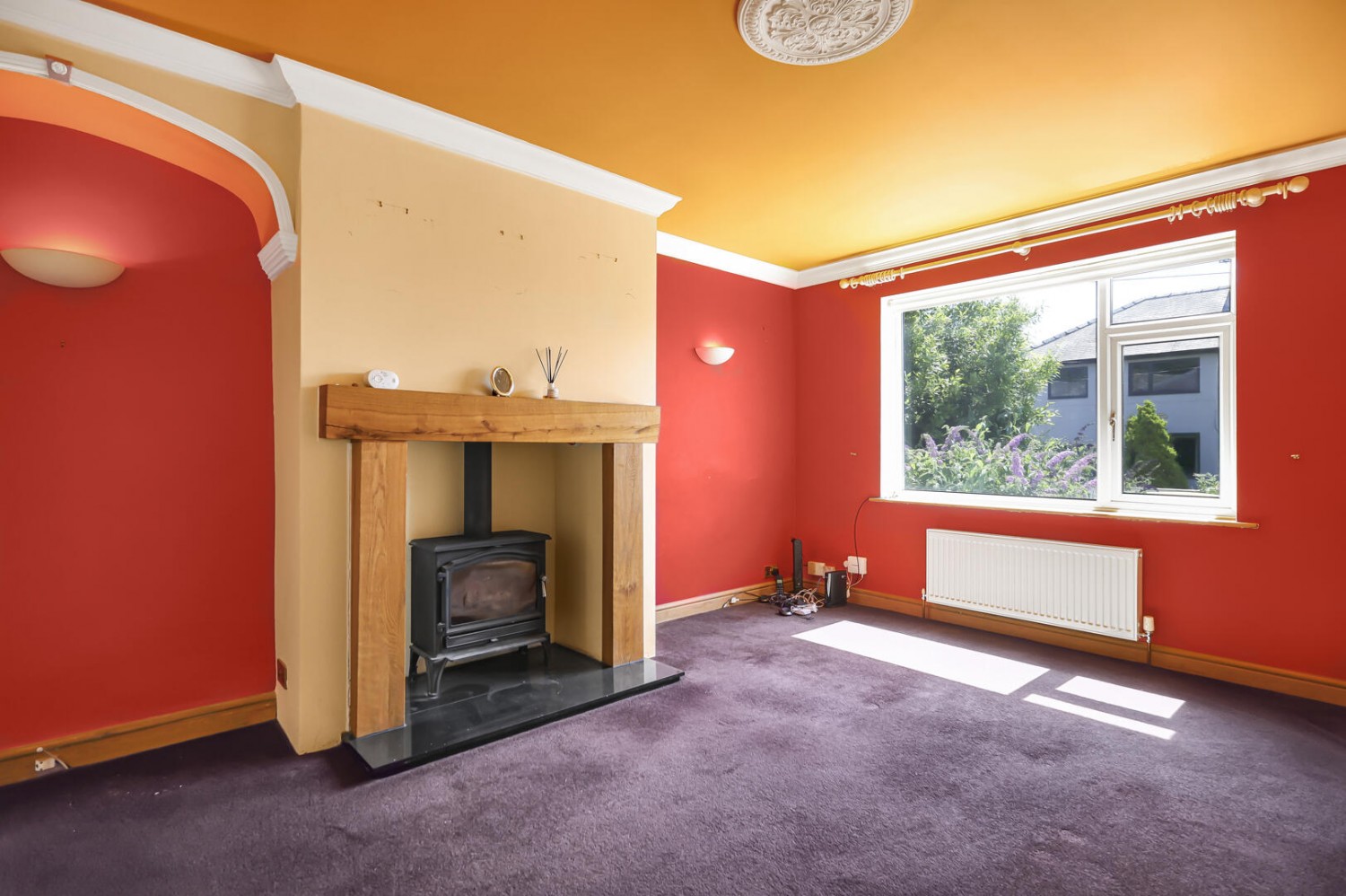 3 bedroom House for sale in Hawthorn Avenue, Yeadon, Leeds