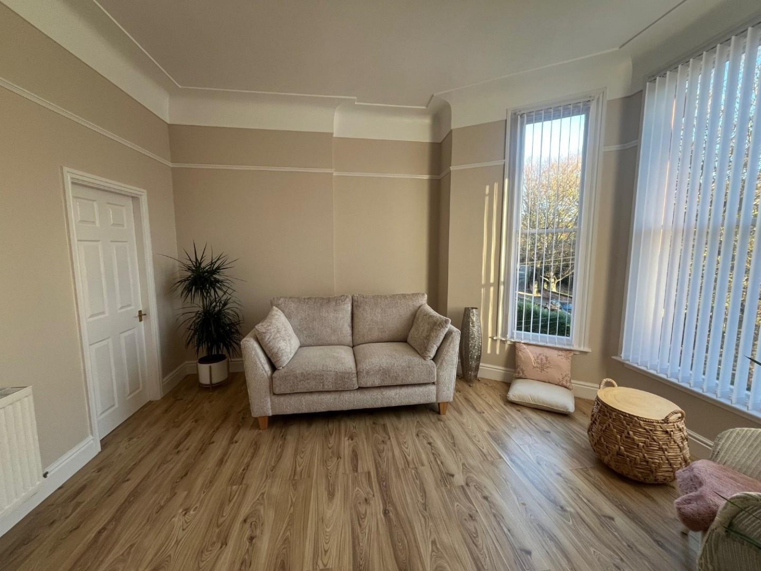 1 bedroom Flat to let in Sandringham Drive, Liverpool, L17 4JN