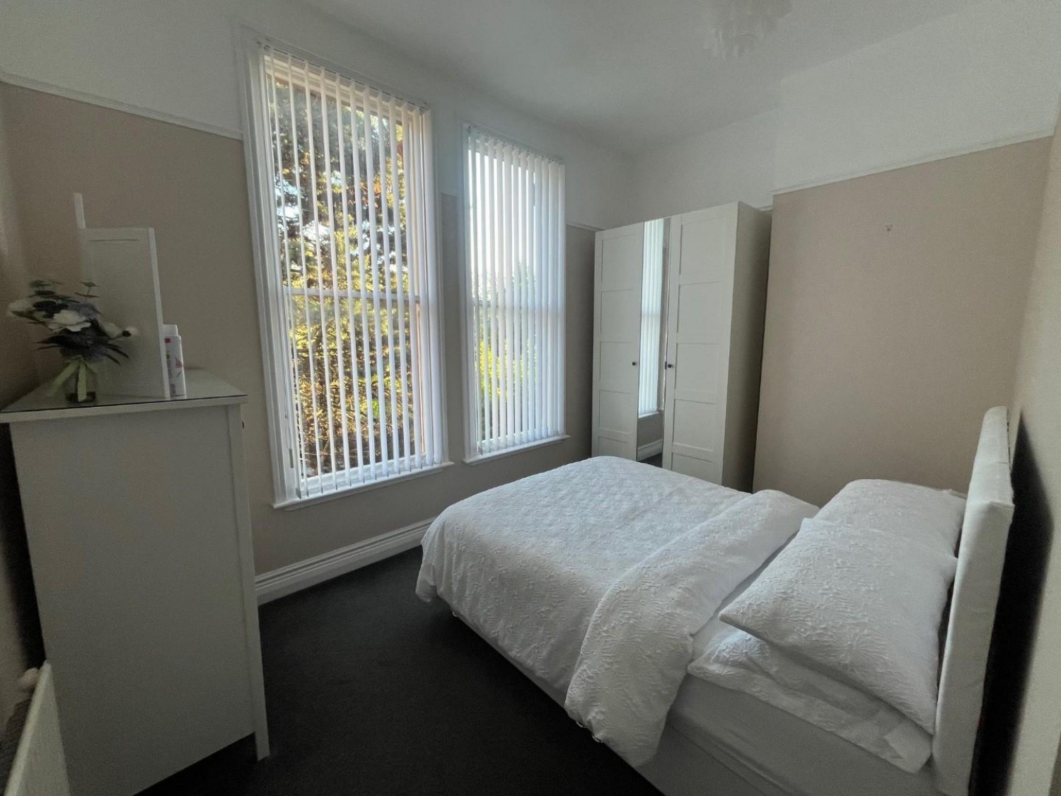 1 bedroom Flat to let in Sandringham Drive, Liverpool, L17 4JN