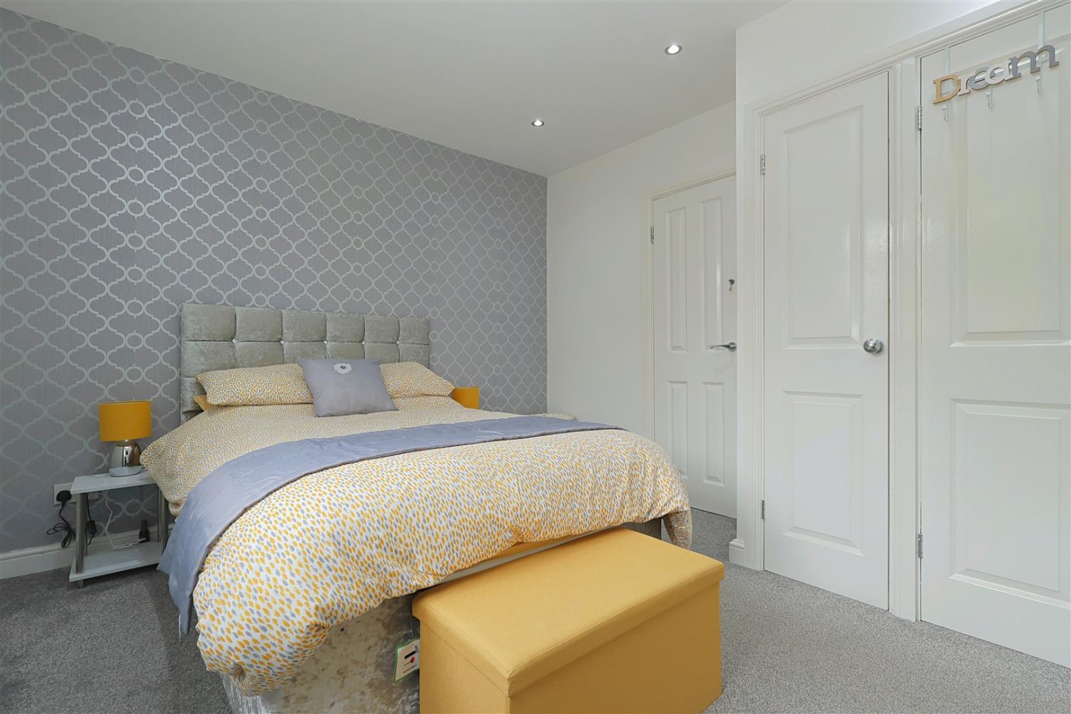4 bedroom House for sale in Summerfield Road, Bramley