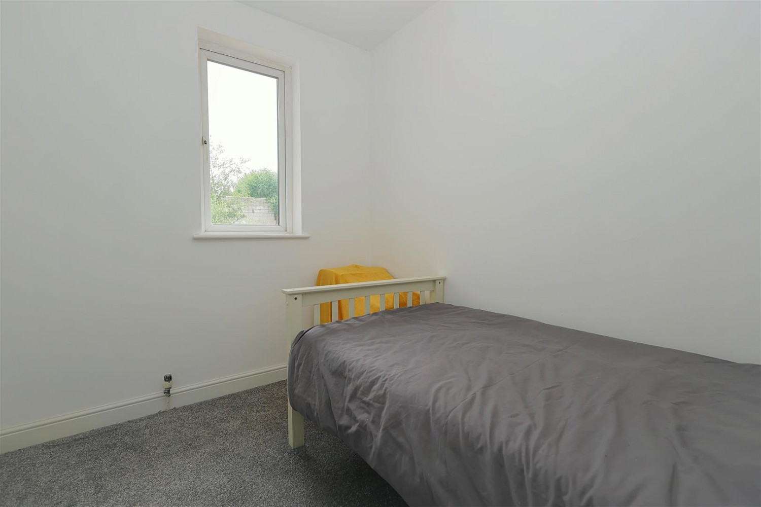 4 bedroom House for sale in Summerfield Road, Bramley