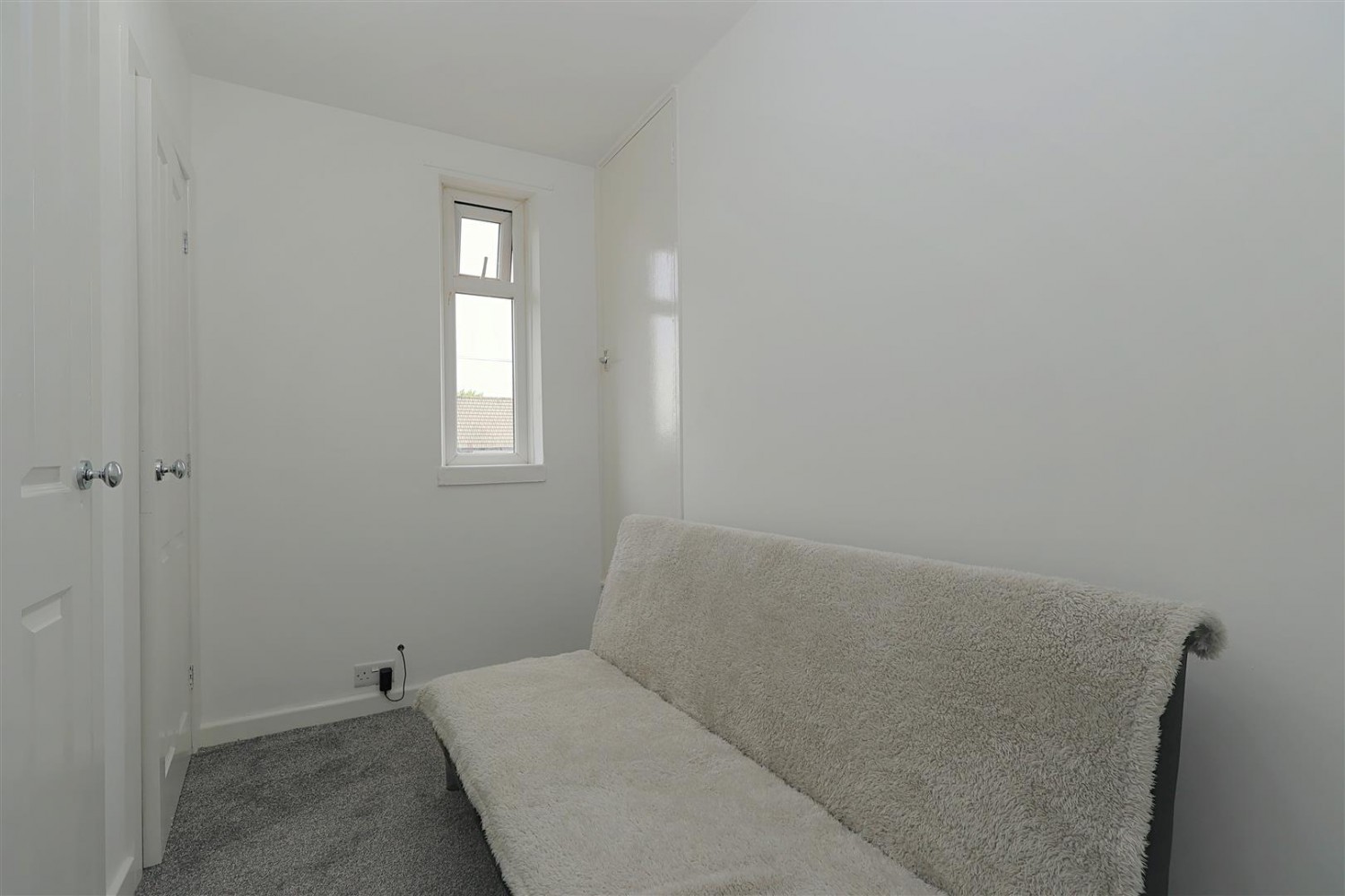 4 bedroom House for sale in Summerfield Road, Bramley