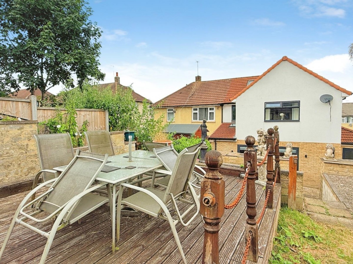 Summerfield Road, Bramley