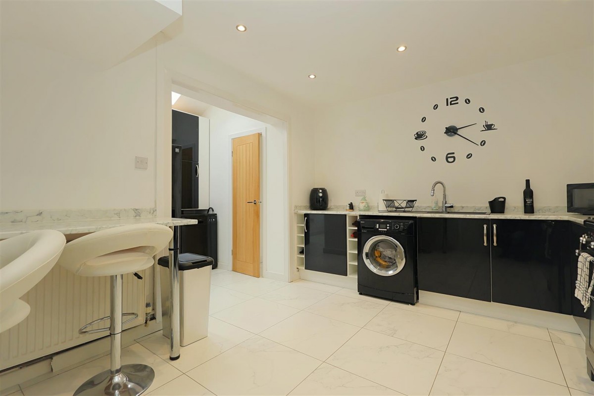 Summerfield Road, Bramley