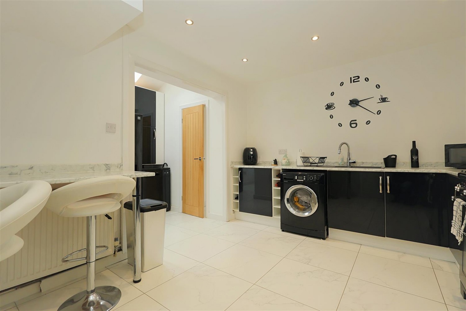 4 bedroom House for sale in Summerfield Road, Bramley