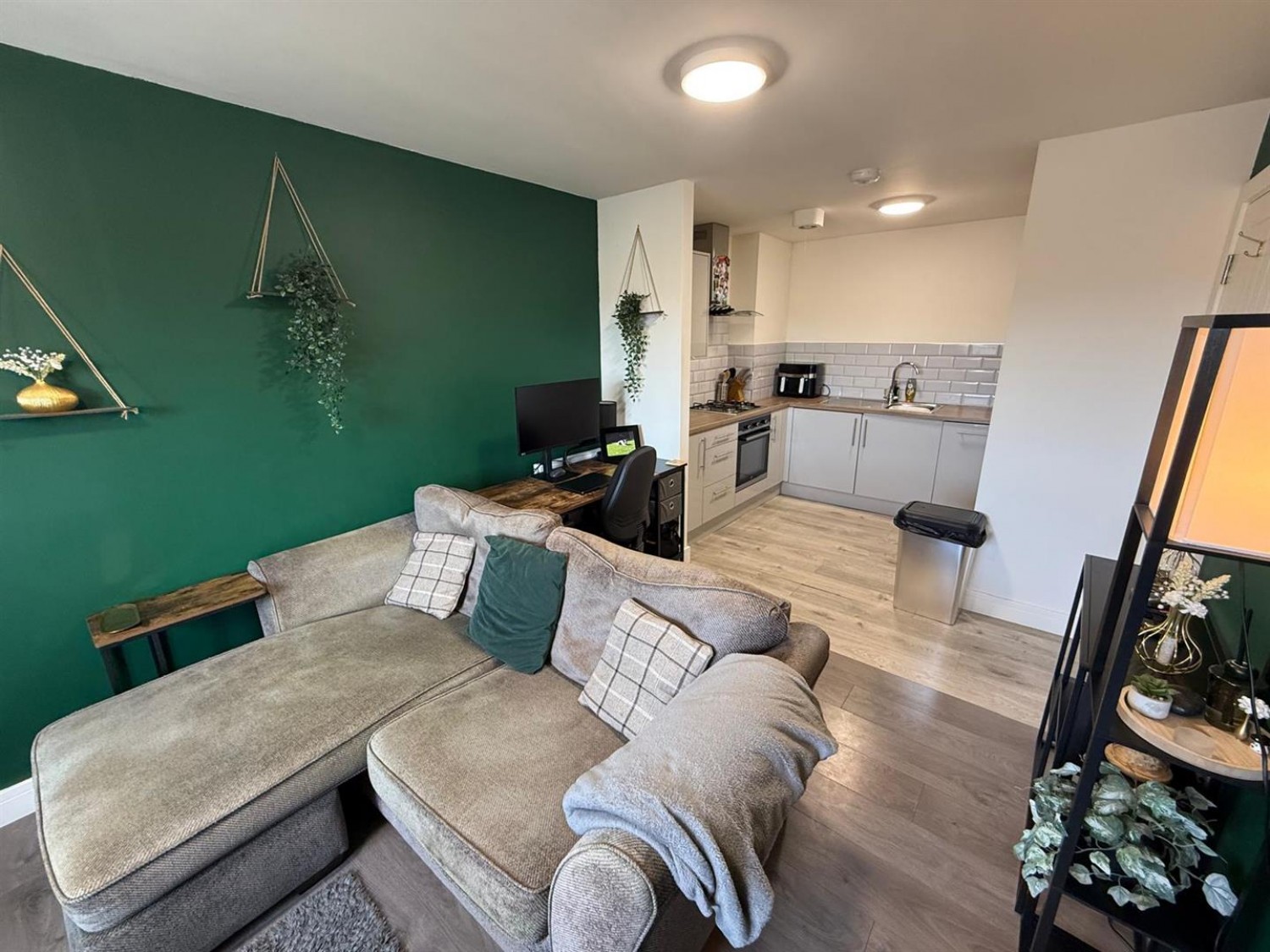 1 bedroom Flat for sale in Terreno Court, High Street, Amblecote, Stourbridge, DY8 4FD