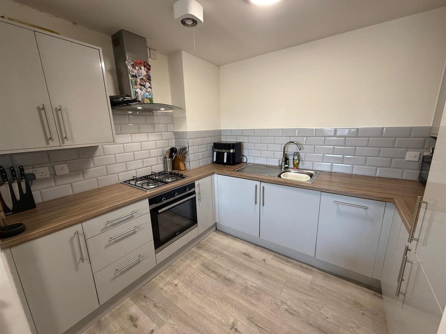 1 bedroom Flat for sale in Terreno Court, High Street, Amblecote, Stourbridge, DY8 4FD