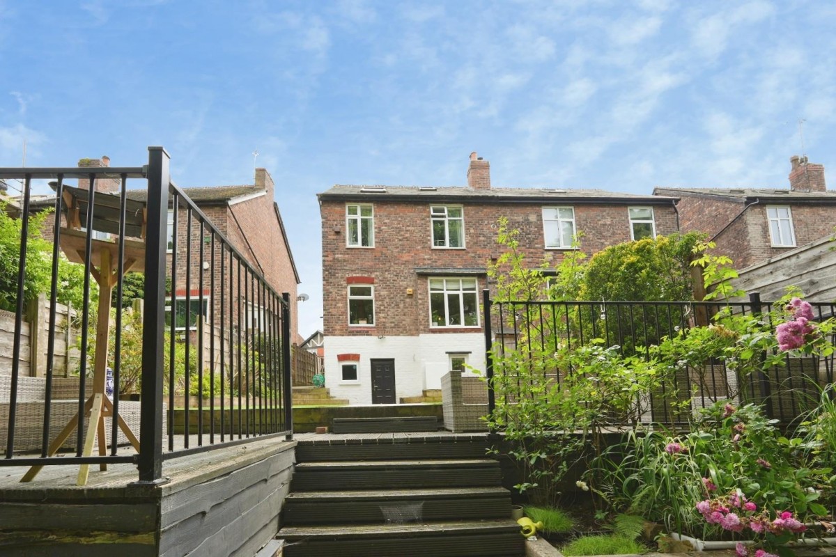 Chretien Road, Manchester