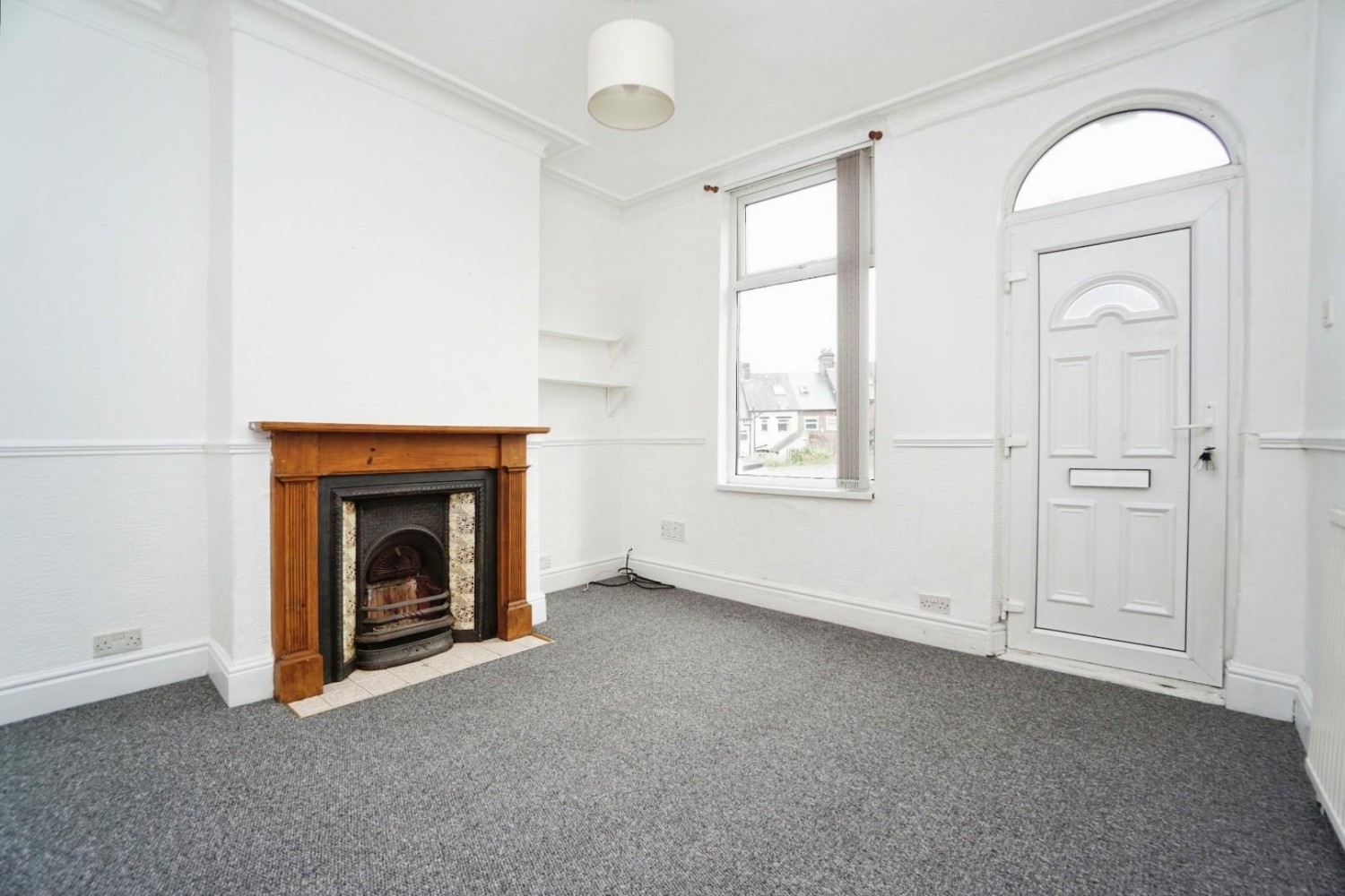 2 bedroom House to let in Barber Place, Crookesmoor, Sheffield, S10 1EG