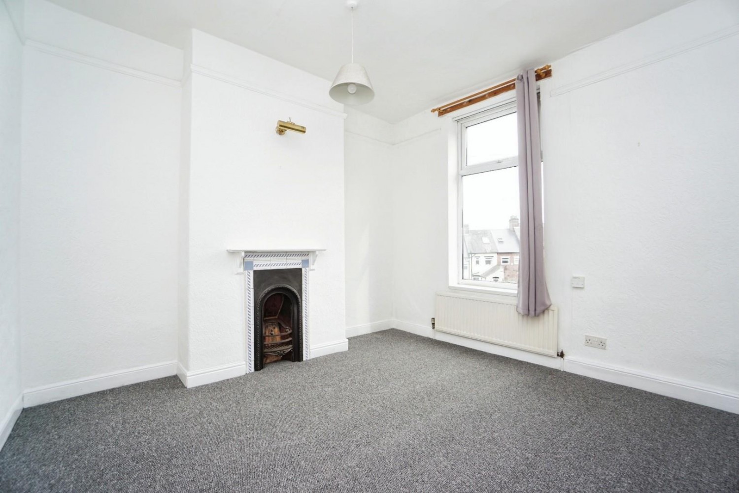 2 bedroom House to let in Barber Place, Crookesmoor, Sheffield, S10 1EG