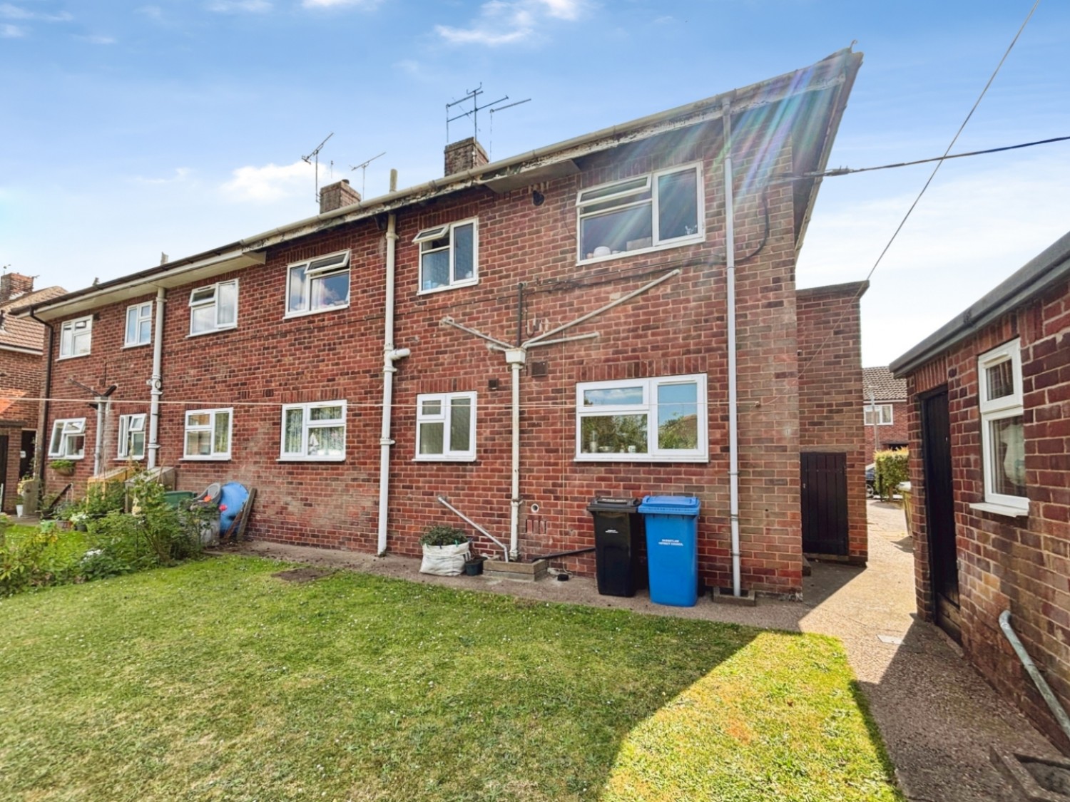 2 bedroom Flat for sale in Highfield, Hallcroft, Retford, DN22 7QJ