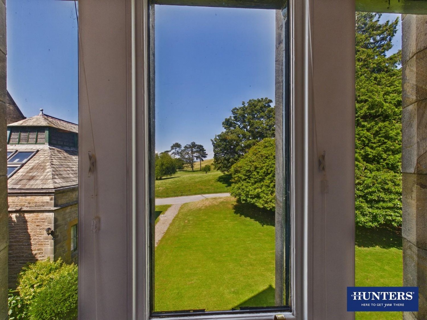 2 bedroom Flat for sale in Sedgwick House, Sedgwick