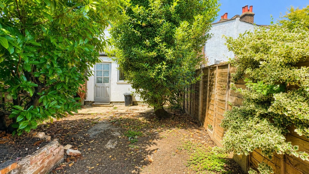 Longfellow Road, Worcester Park