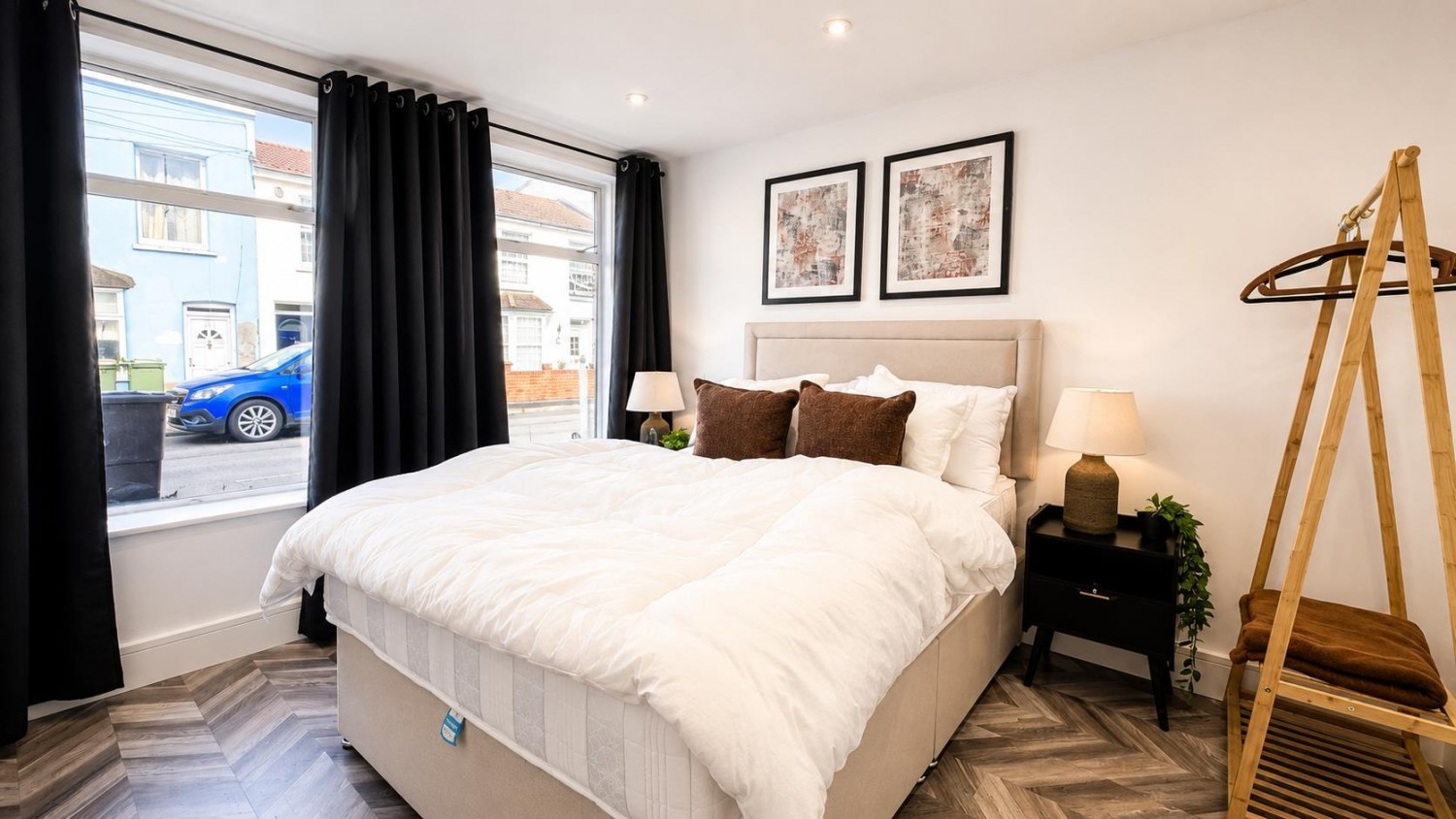 4 bedroom Property to let in Longfellow Road, Worcester Park