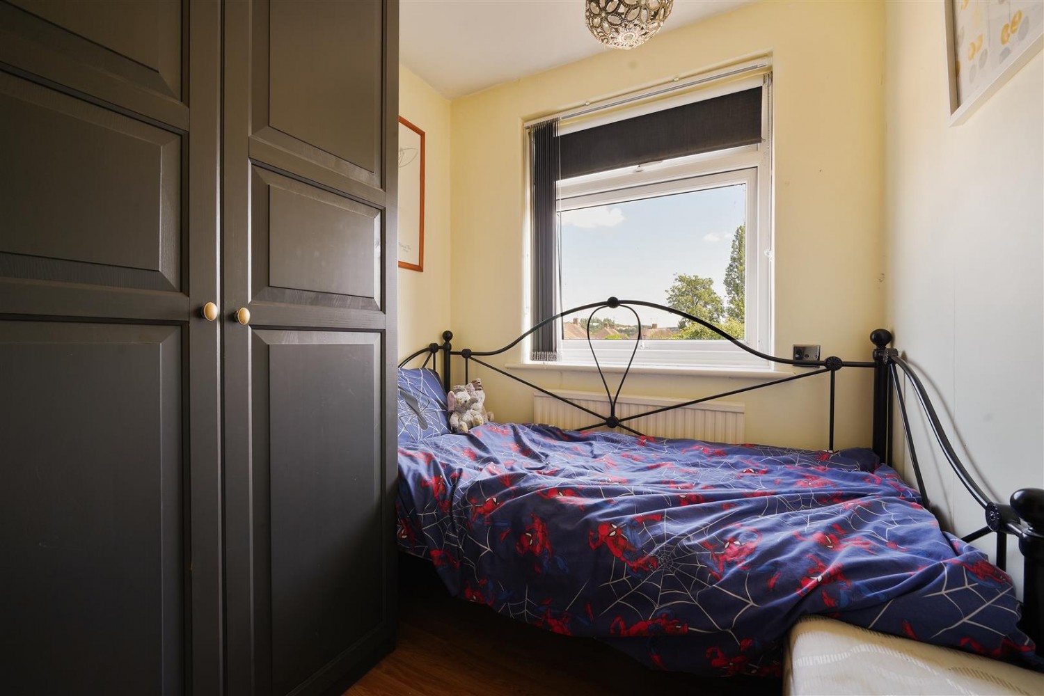 3 bedroom House for sale in Welwyn Road, Gleadless, Sheffield, S12 2JF