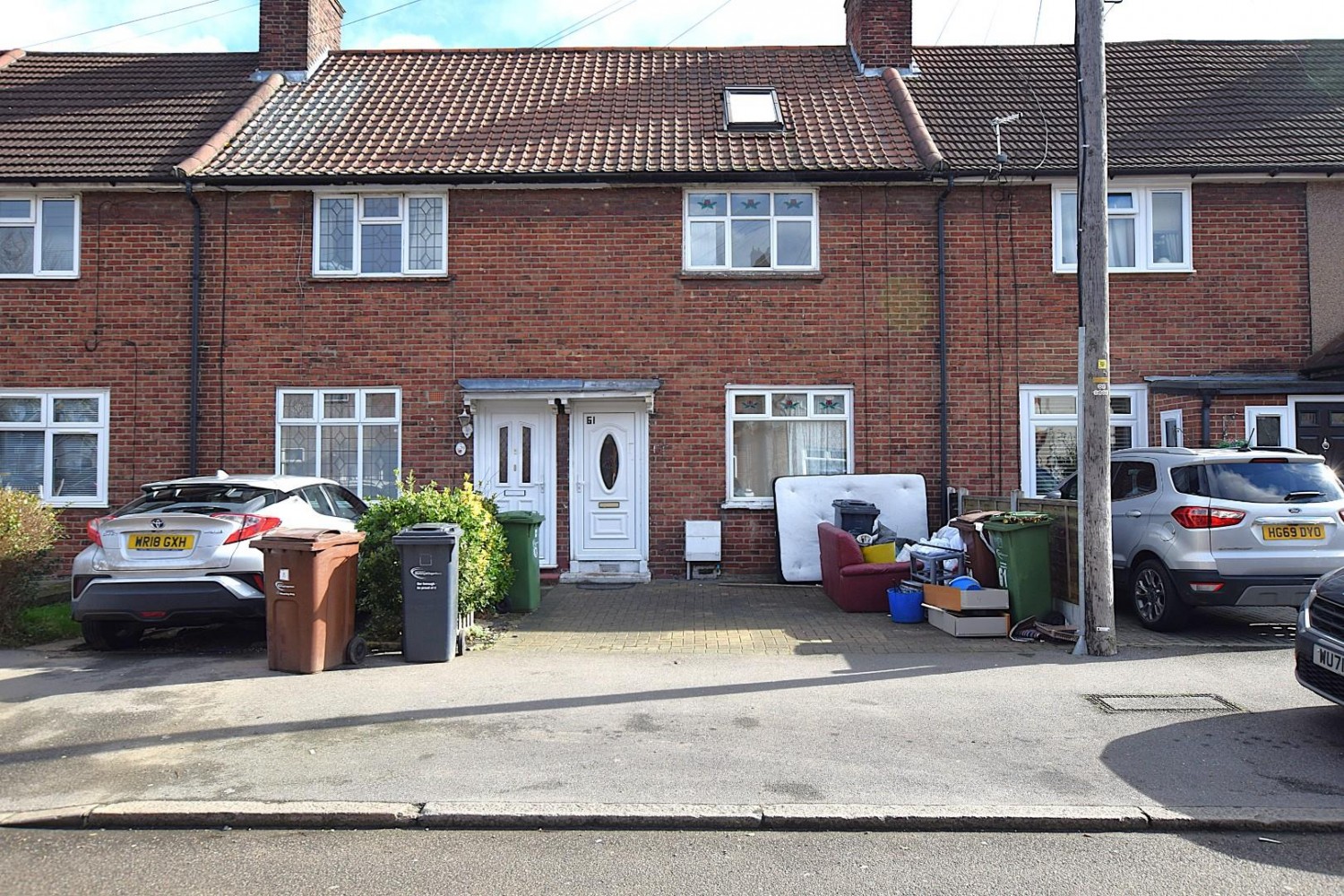 3 bedroom House to let in Aylmer Road, Dagenham, RM8