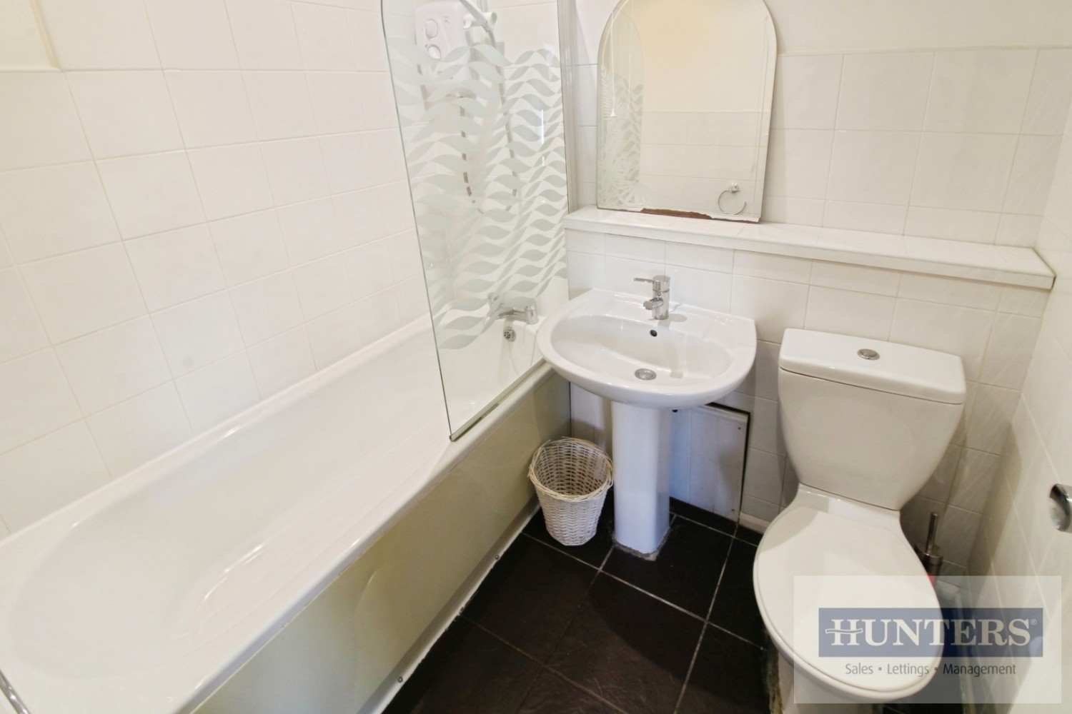 1 bedroom Flat for sale in Chalkestone Close, Welling, Kent, DA16 3DJ