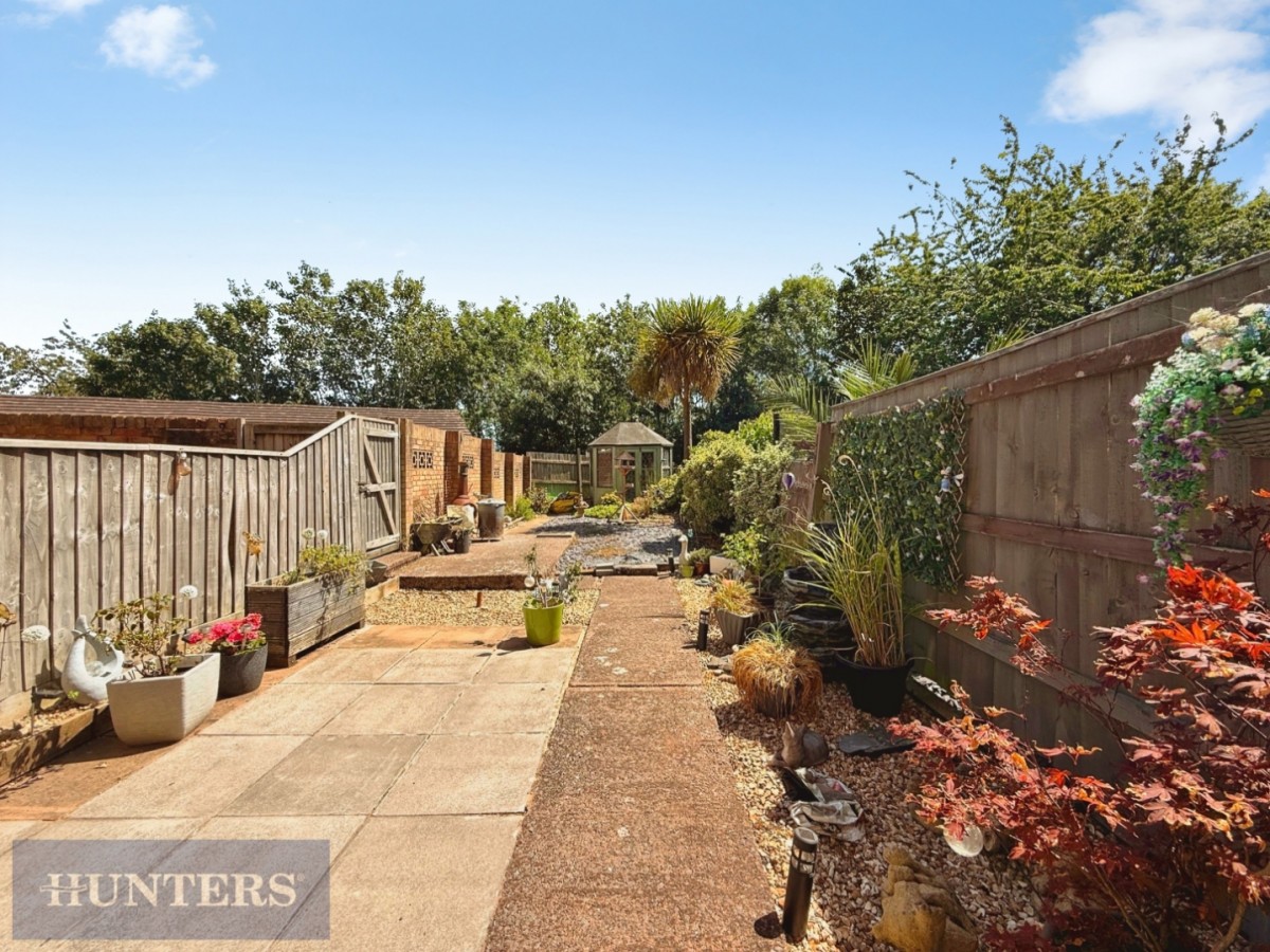 Antonine Crescent, Exeter