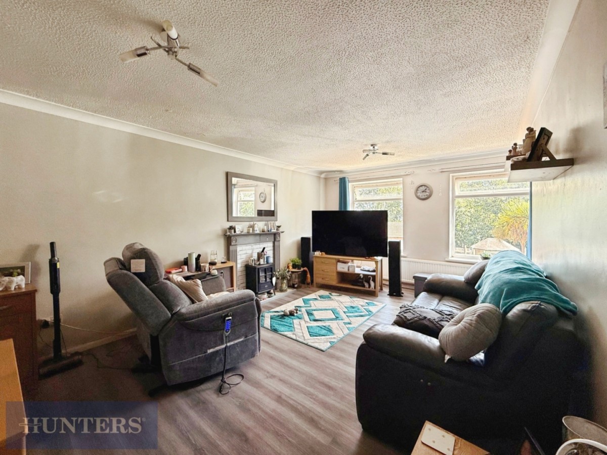 Antonine Crescent, Exeter