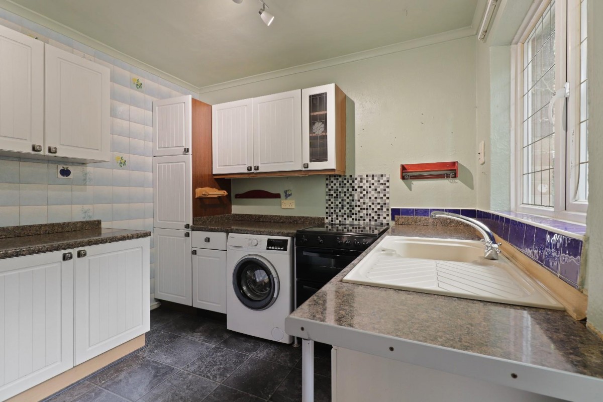 Smithy Wood Crescent, Woodseats, Sheffield, S8 0NT