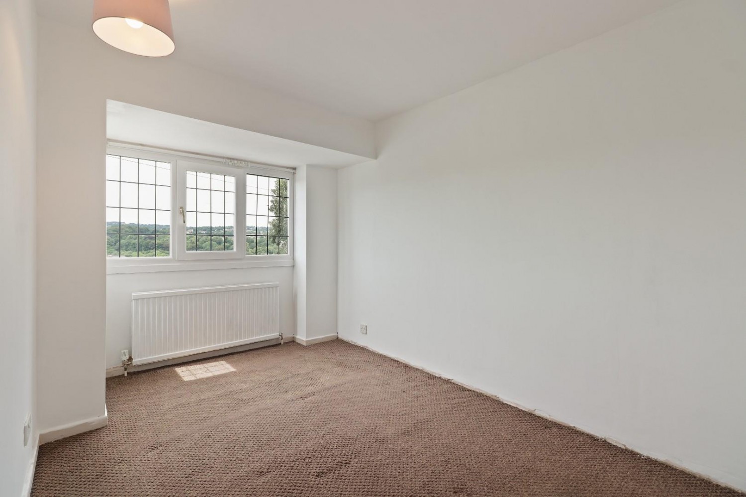 3 bedroom House for sale in Smithy Wood Crescent, Woodseats, Sheffield, S8 0NT