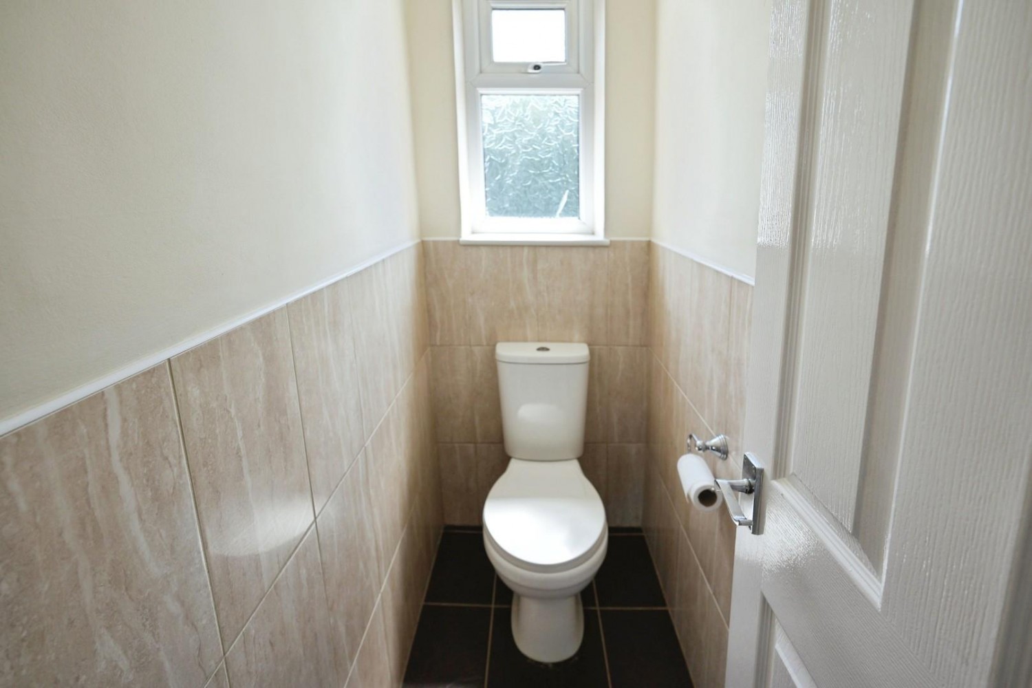 3 bedroom House to let in Largs Walk, Manchester
