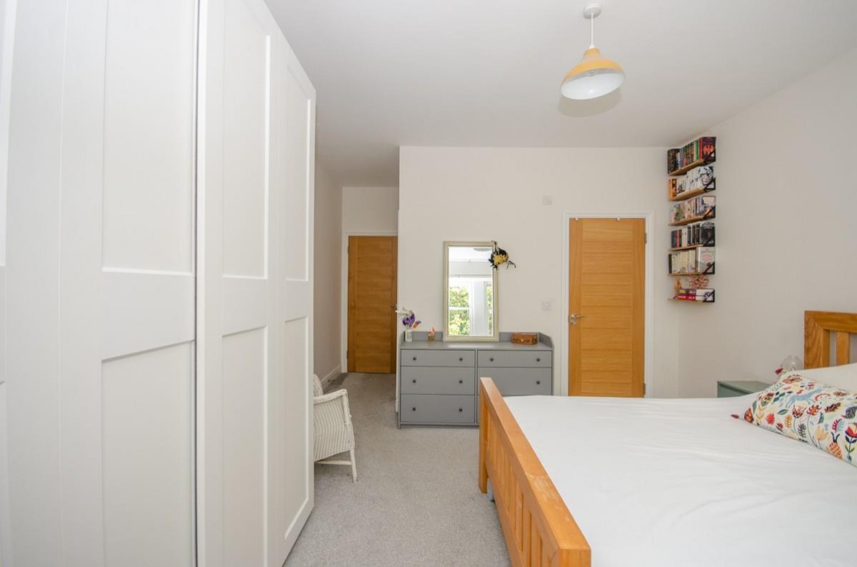 Broad Street, Staple Hill, Bristol, BS16 5LU